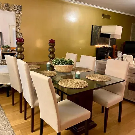 בית הארחה Yellow House Caxias&lisboa&suitetriplex&double Bedroom קשיאס